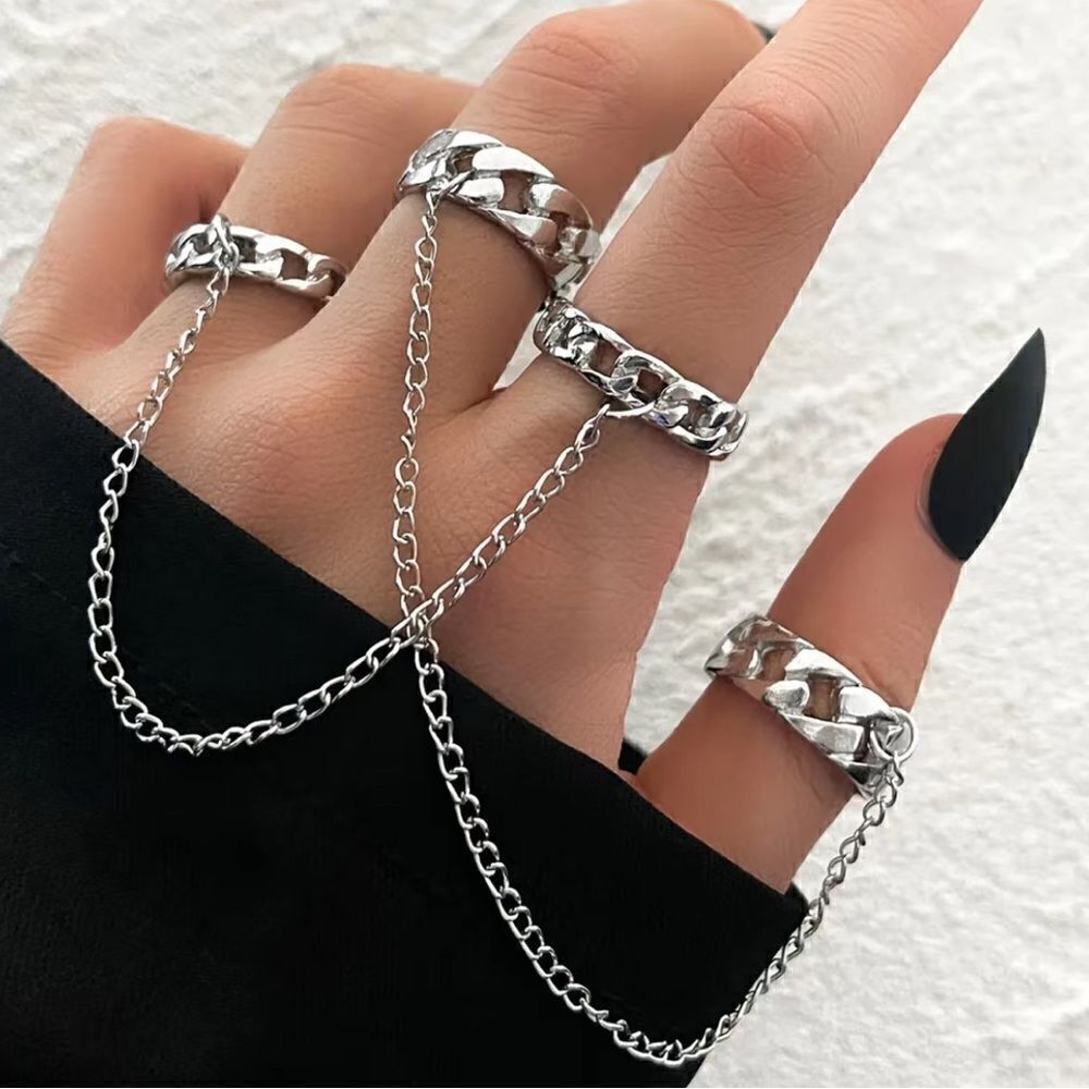 Silver chain rings, four finger stacking attached, tassel, chain rings.